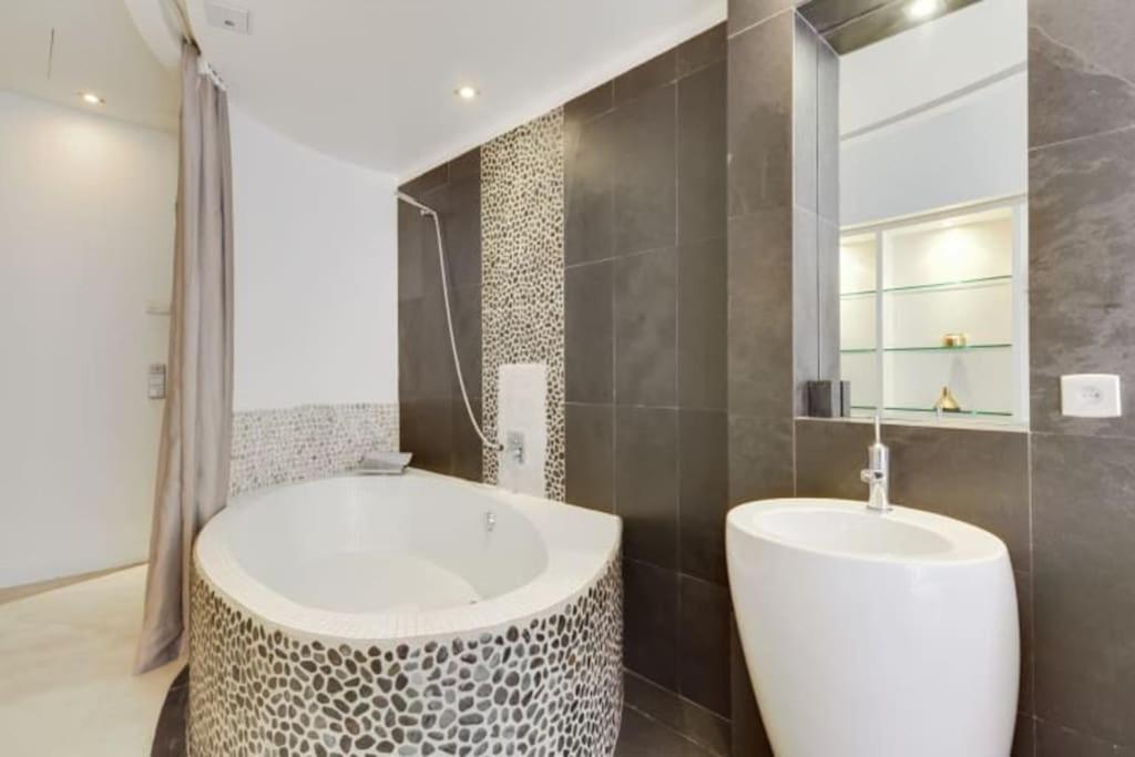 Magnifique Appartement Parisien - Marais Εξωτερικό φωτογραφία